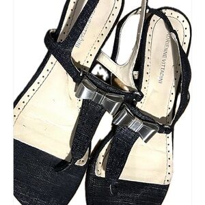 Adrienne Vittadini Black metallic linen thong Sandals with Silver Bow Sz 8